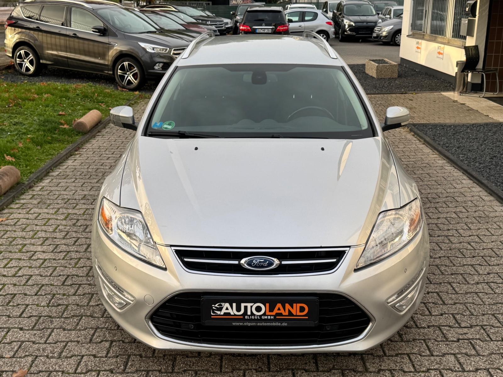 Ford Mondeo 2012 — interior