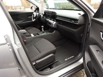 Fotografie 9 des Hyundai Kona 1.6 T-GDI Trend 2WD 6-Gang Neufahrzeug mit