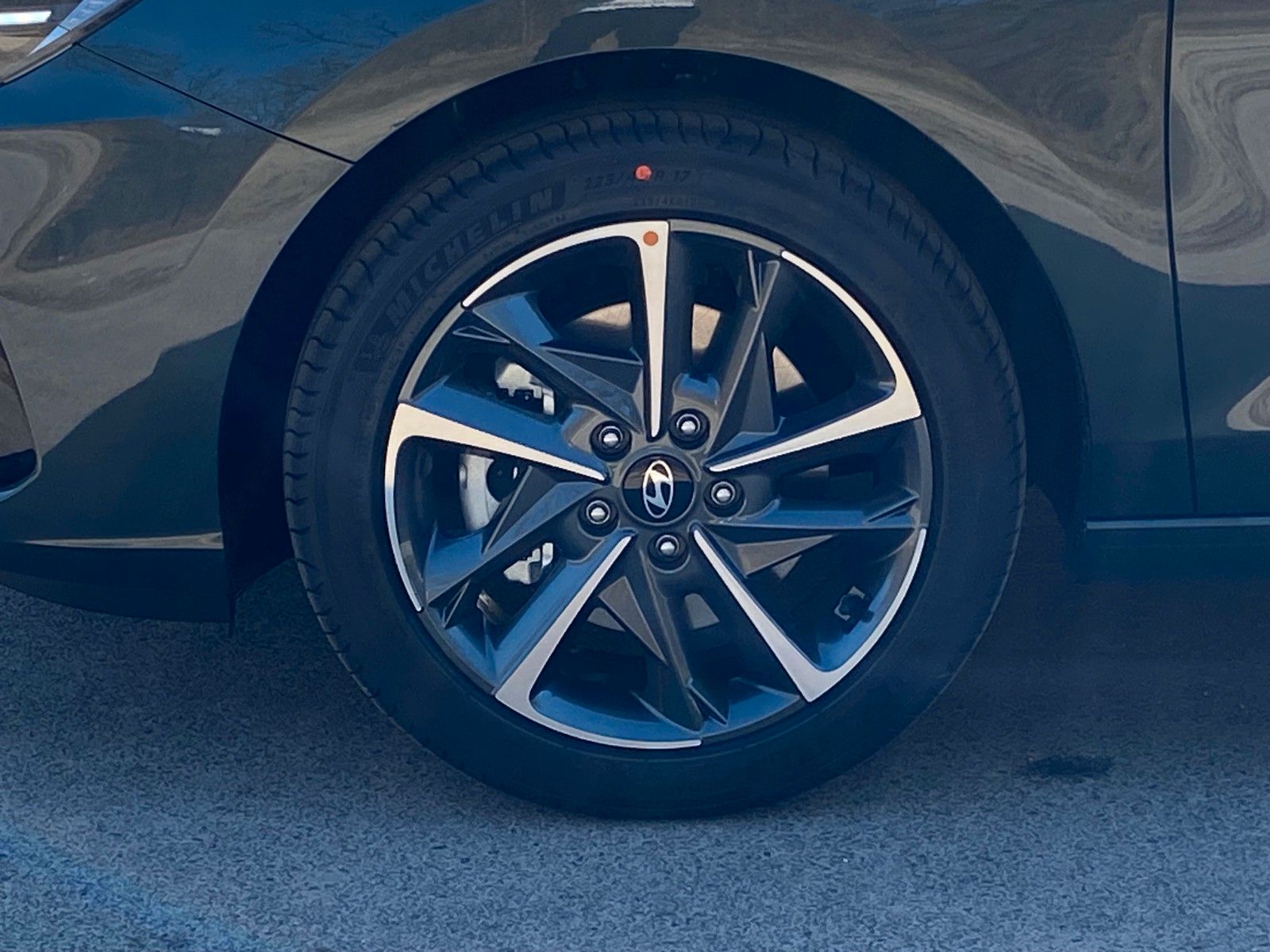 Fahrzeugabbildung Hyundai i30 1.5 T-GDI 48V Advantage *Navi*RFKamera*ACC*