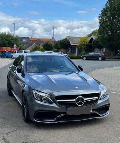 Mercedes-Benz Mercedes Benz C 63 s AMG