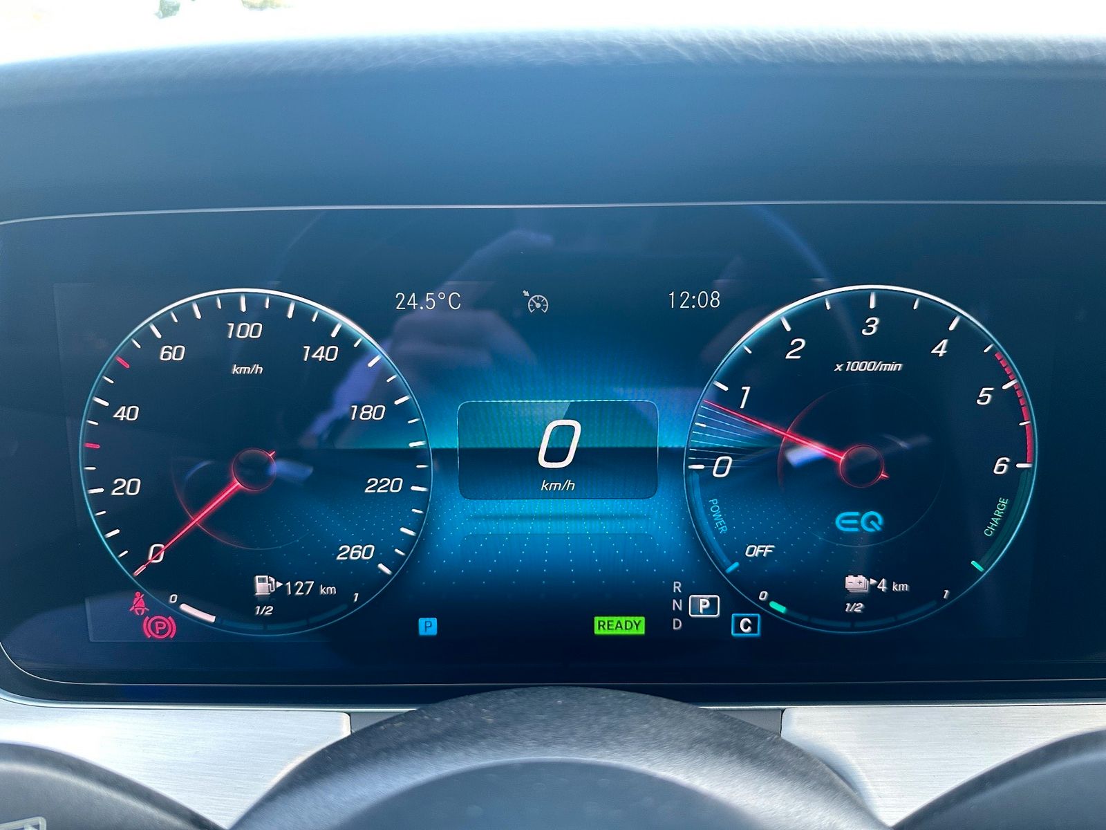 Fahrzeugabbildung Mercedes-Benz E 300 de T AMG Line NAV+LED+AHK+18ZO+360°