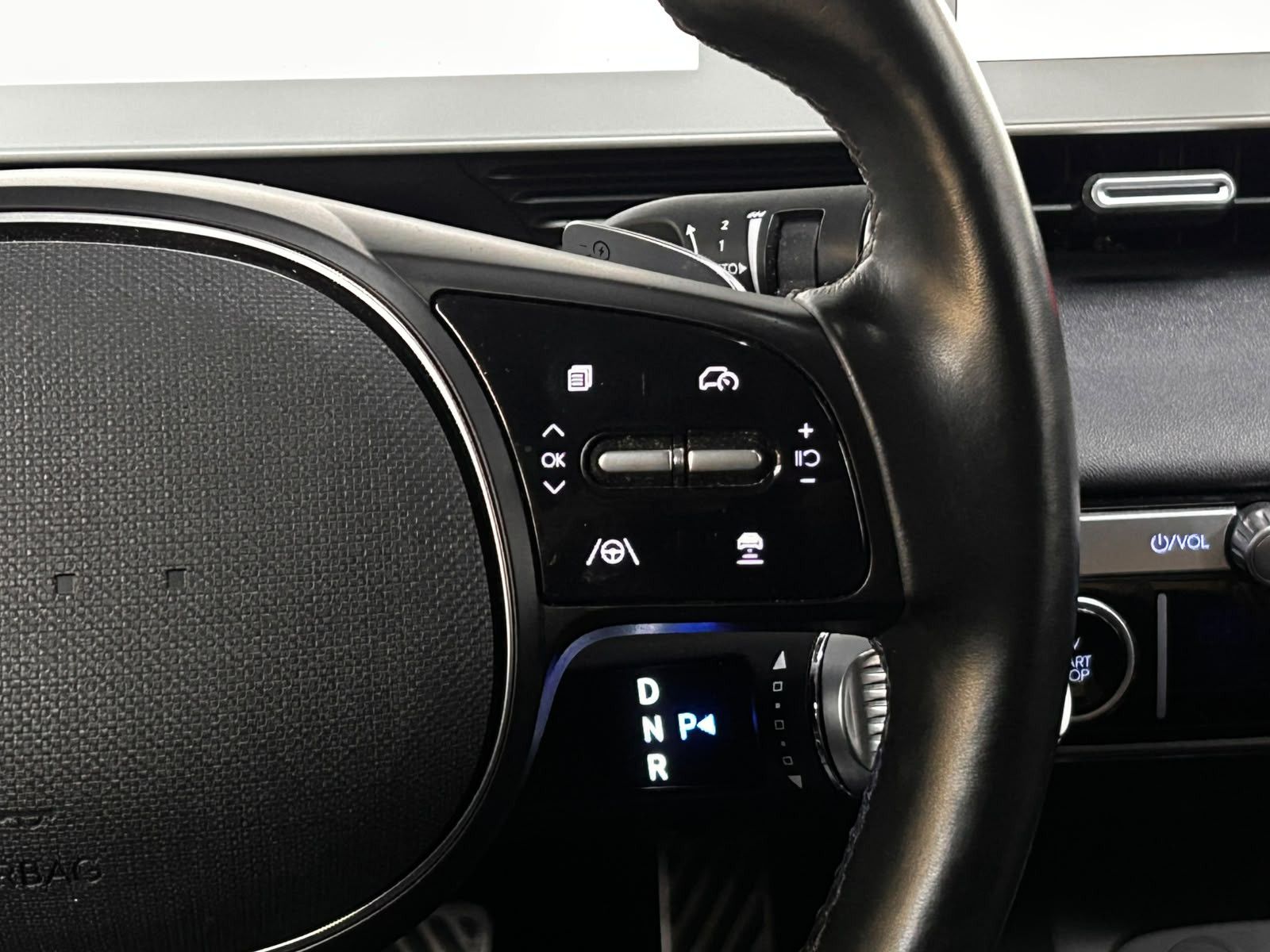 Fahrzeugabbildung Hyundai Ioniq 5 Uniq RELAX+LED+NAVI+BOSE+360+ACC+AHK+WP+