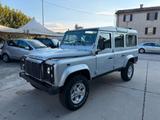 Land Rover Defender 110 2.4 TD4 Station Wagon N1 - gebrauchte Land Rover Defender aus dem Jahr 2011