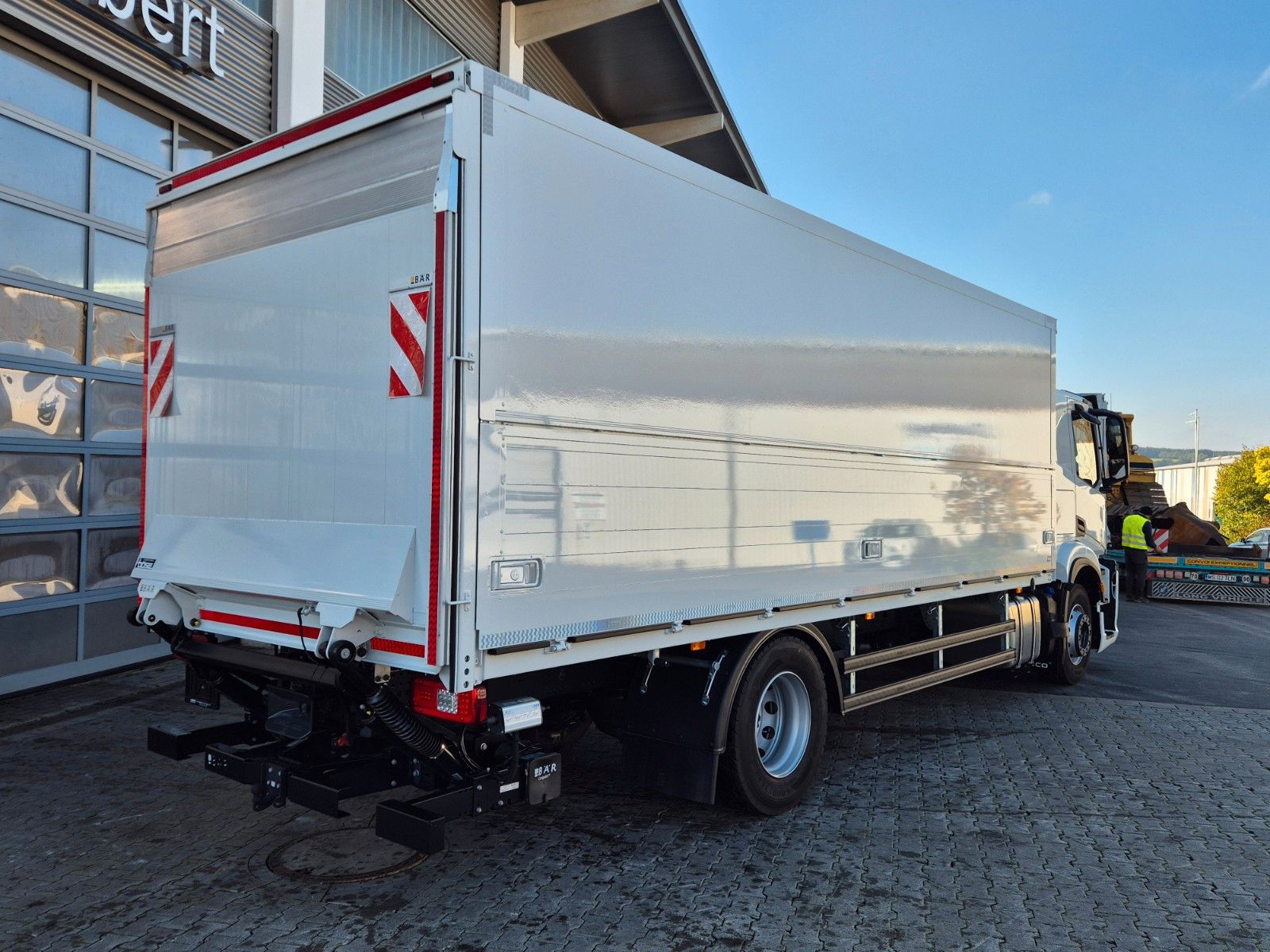 Fahrzeugabbildung Iveco AT190S40/FP Böse Schwenkwand LBW AHK