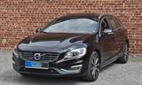 Volvo V60 D6 SUMMUM AWD ACC LEDER 8xALU S.DACH KAMERA - Volvo V60 Summum mit Hybrid-Antrieb (Diesel/Elektro)