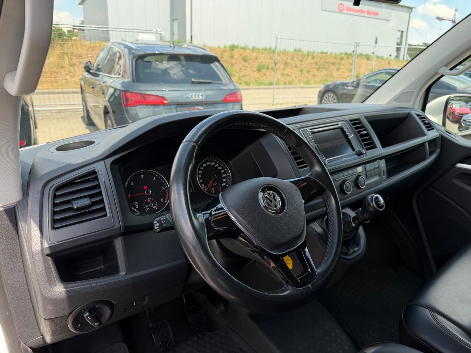 Volkswagen Caravelle T6 2.0 TDI 150 ch Comfortline 9 Places / Cuir / Caméra
