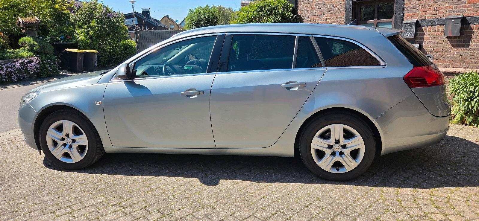 Opel Insignia 2010 — photo 5