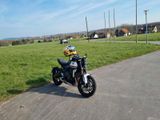 Triumph Trident 660