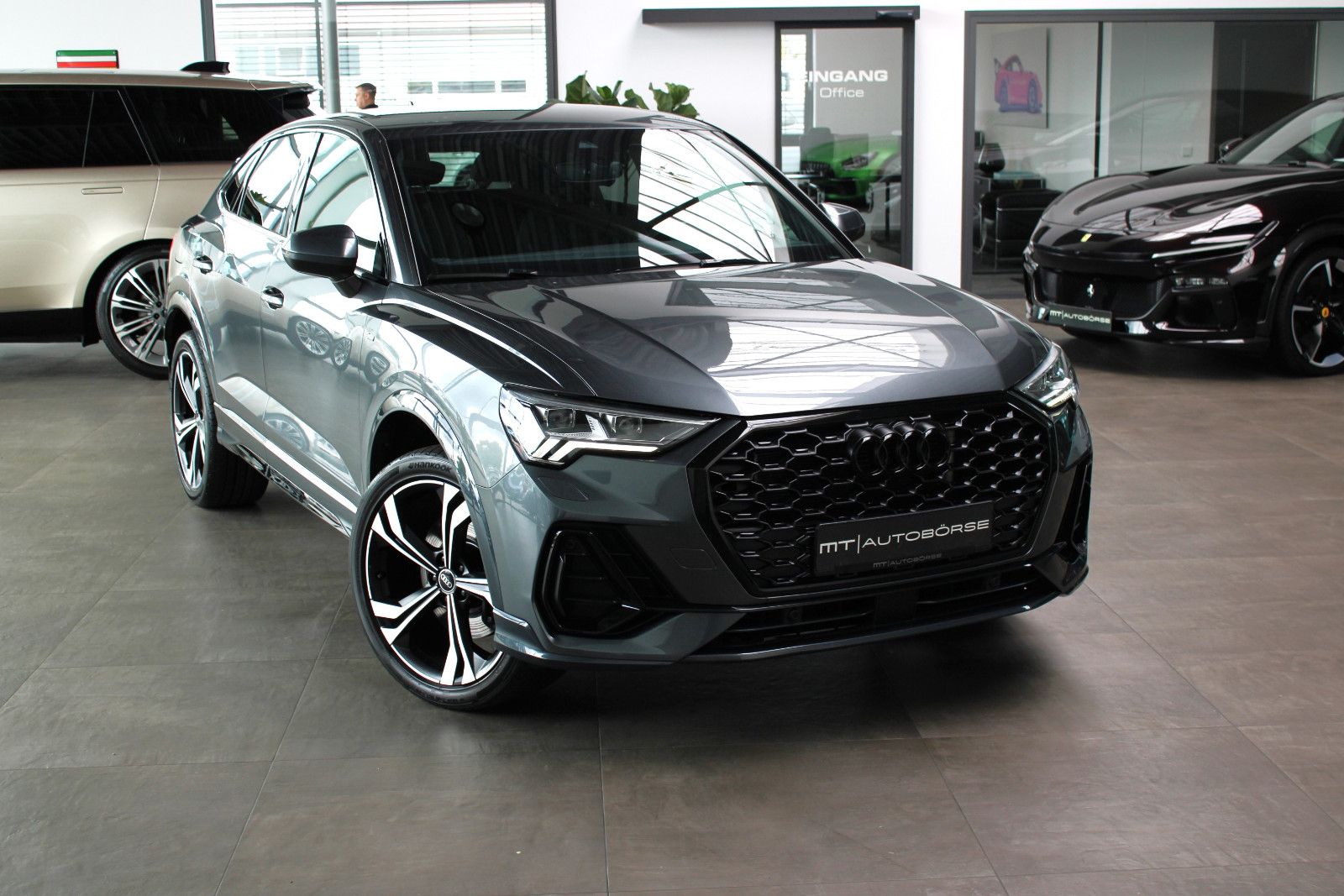 Audi Q3 SPORTBACK 45 TFSIe S LINE/AHK/ACC/MATRIX/20" foto 15