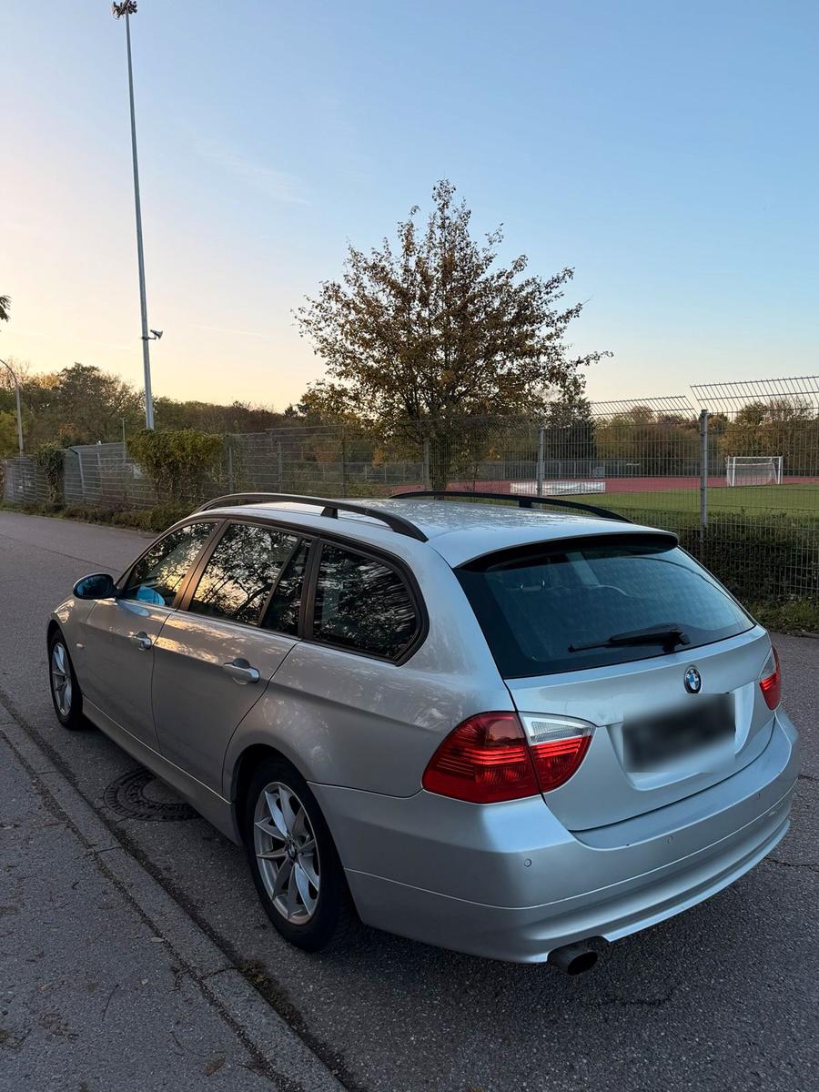BMW 320 2005 — photo 6