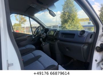 Opel Vivaro - 12