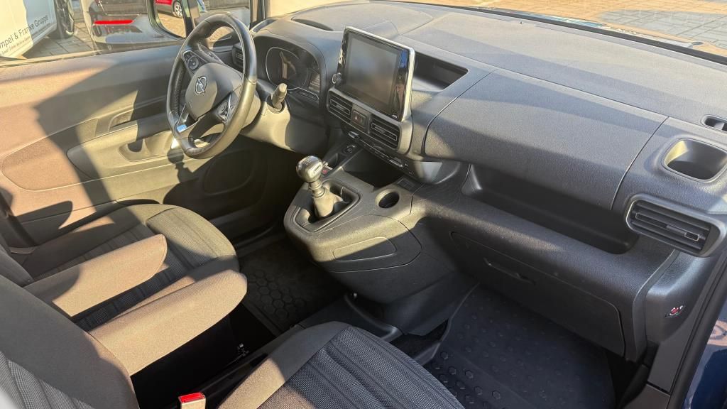 Autohaus Zimpel & Franke - Opel Combo Life Innovation 1.5 Klimautomatik+Sitzheiz - Bild 9 Autohaus Zimpel & Franke - Opel Combo Life Innovation 1.5 Klimautomatik+Sitzheiz - Bild 9