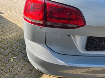 Volkswagen Golf - 8