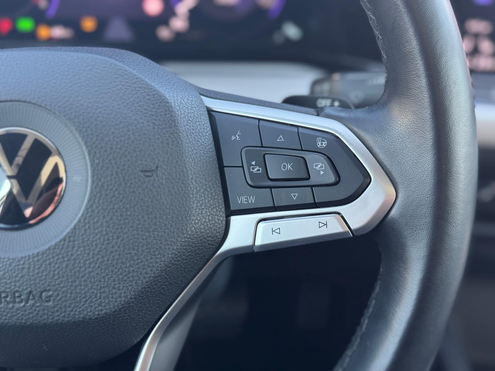 Volkswagen Golf VIII 8 Var. Life ACC Spur Pano Digi-Co Spur, миниатюра 18