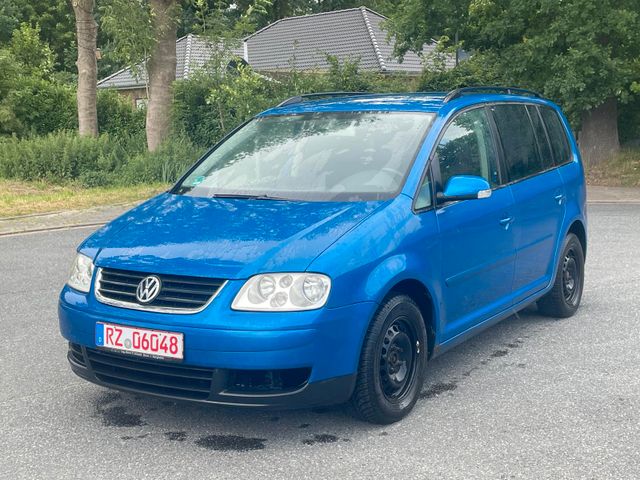 Volkswagen Touran 2.0 TDI, Klima, AHK, CARPLAY, TÜV 01.2026