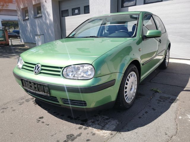 Volkswagen Golf IV Lim. Trendline *SCHIEBEDACH*TÜV NEU*