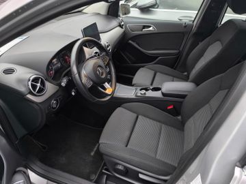 Bild 10 Mercedes-Benz B 180 Style Automatik Navi PDC SHZ