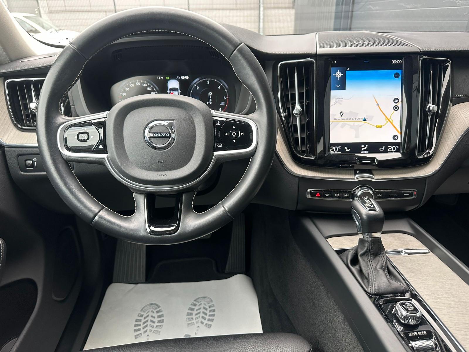 Volvo XC 60 Inscription 2WD*SHZ*Navi*Vollleder*LED*