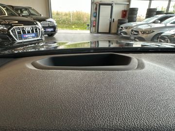 MYAUTOCENTER – Gebraucht- und Jahreswagen mit Werkstattservice in Pfaffenhofen BMW 520 *KEYLES*HEAD-UP*PANO*ACC*AHK*PDC(CAM)*
