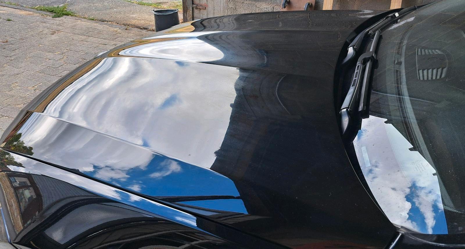 BMW 318 2009 — photo 7
