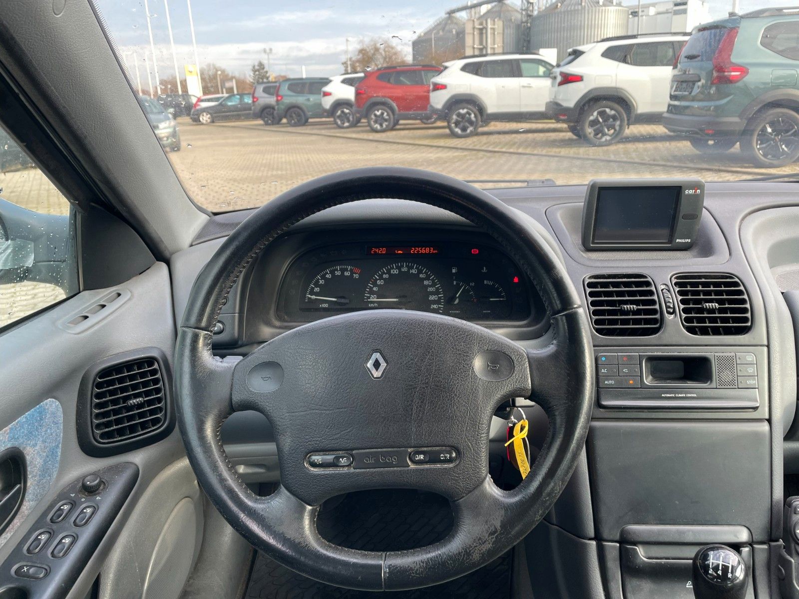 Fahrzeugabbildung Renault Laguna RXE 3.0 V6 24V Concorde