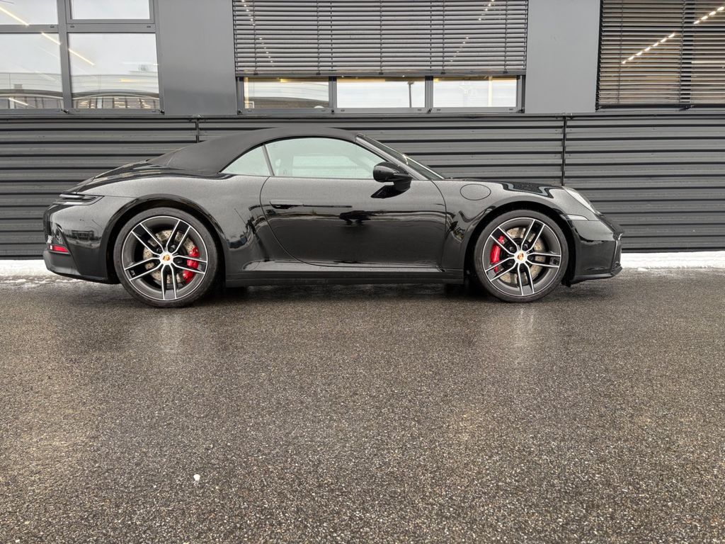Porsche 992