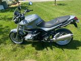 BMW R1200R