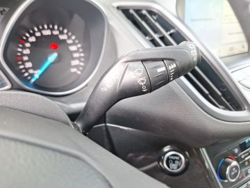 Ford Kuga Titanium 1.5 °Navi°Kamera°PDC°SHZ°Keyless°