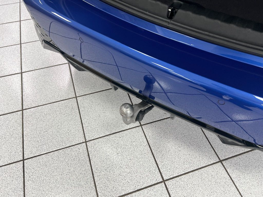 BMW 223 Active Tourer d xDrive M-Sport PANO*HUD*360°