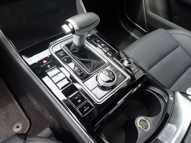 Fahrzeugabbildung DFSK Fengon 7 2.0 GDI 4x4 2,5t AHlast Navi PanoD 7Sit