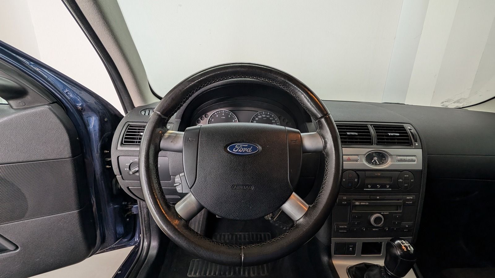 Fahrzeugabbildung Ford Mondeo Turnier 1.8 Ambiente