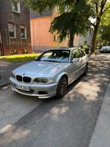 BMW E46 325 coupe - BMW 325 aus 2001: Coupe