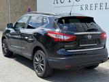 Nissan Qashqai 1.5 dCi N-Connecta | PANO | 360°K | NAVI - Nissan Qashqai: 1.5
