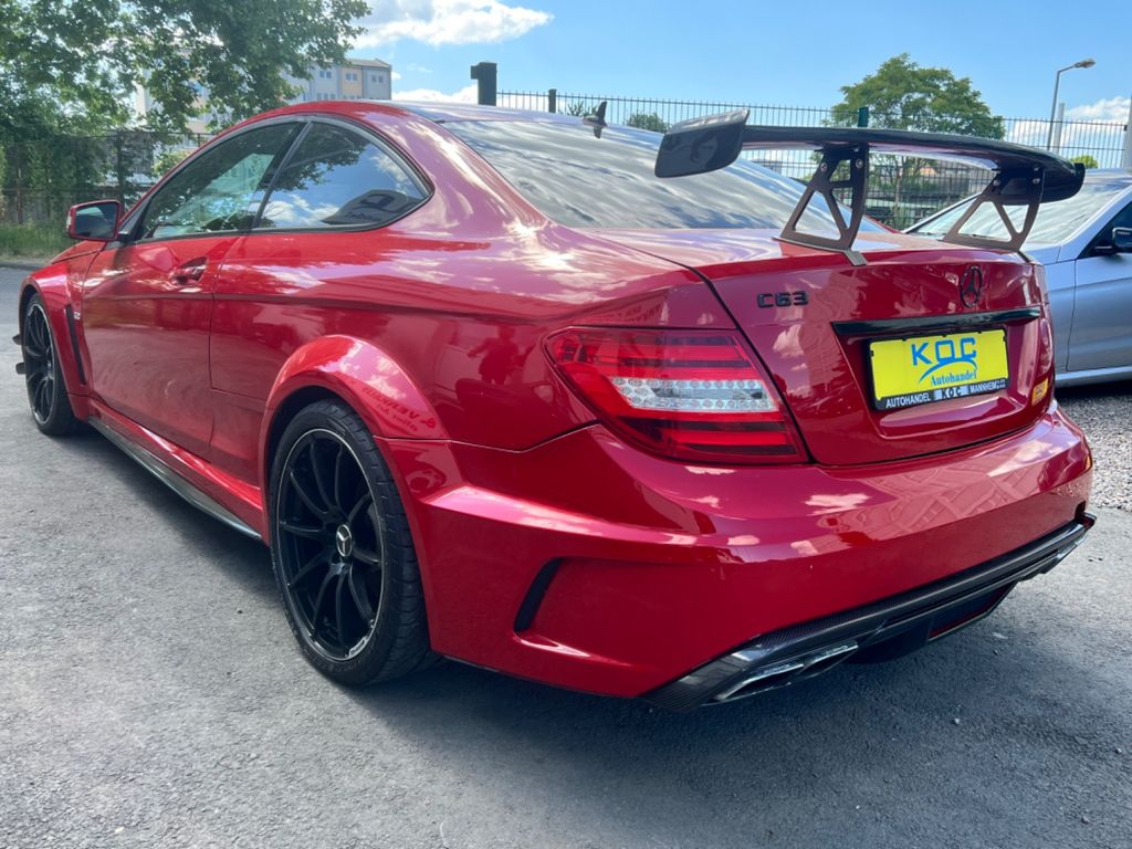 Mercedes-Benz C 63 AMG