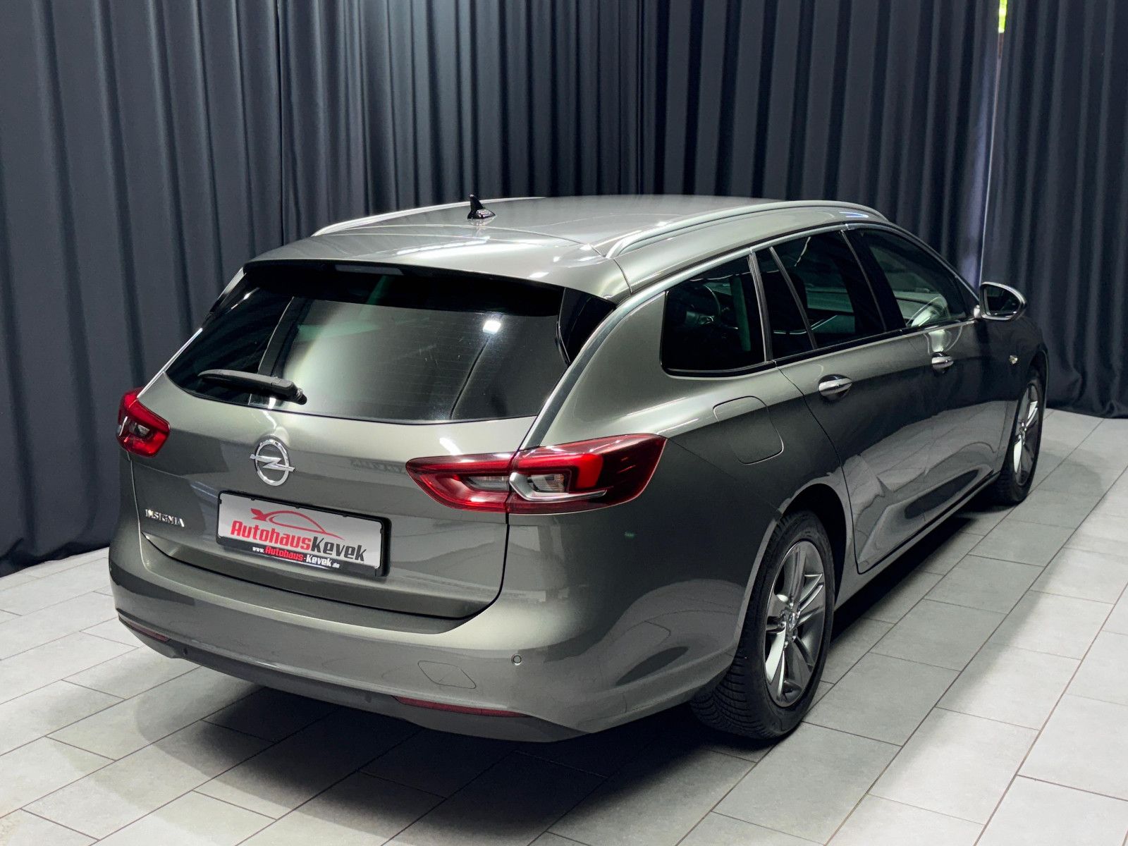 Fahrzeugabbildung Opel Insignia B Sports Tourer Dynamic|KAMERA|AHK