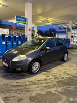 Fiat Punto 1.4 16V Active Active - Fiat Punto Gebrauchtwagen in München