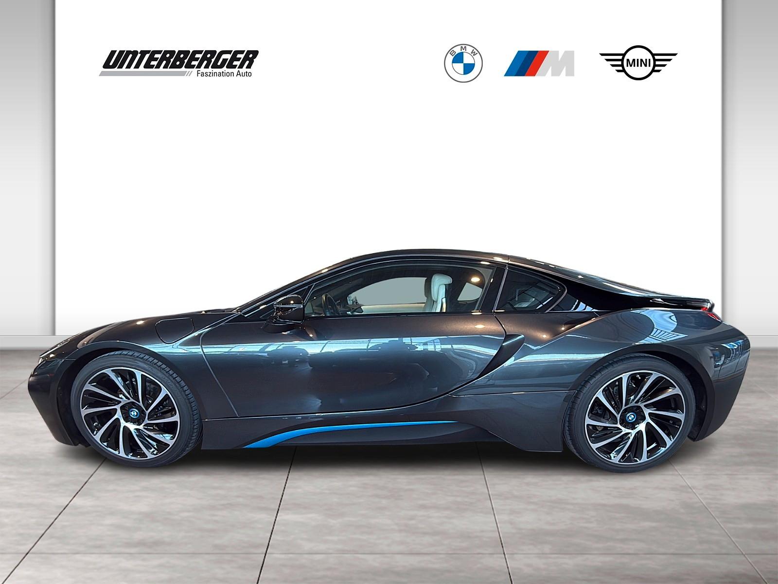 BMW i8 Coupe