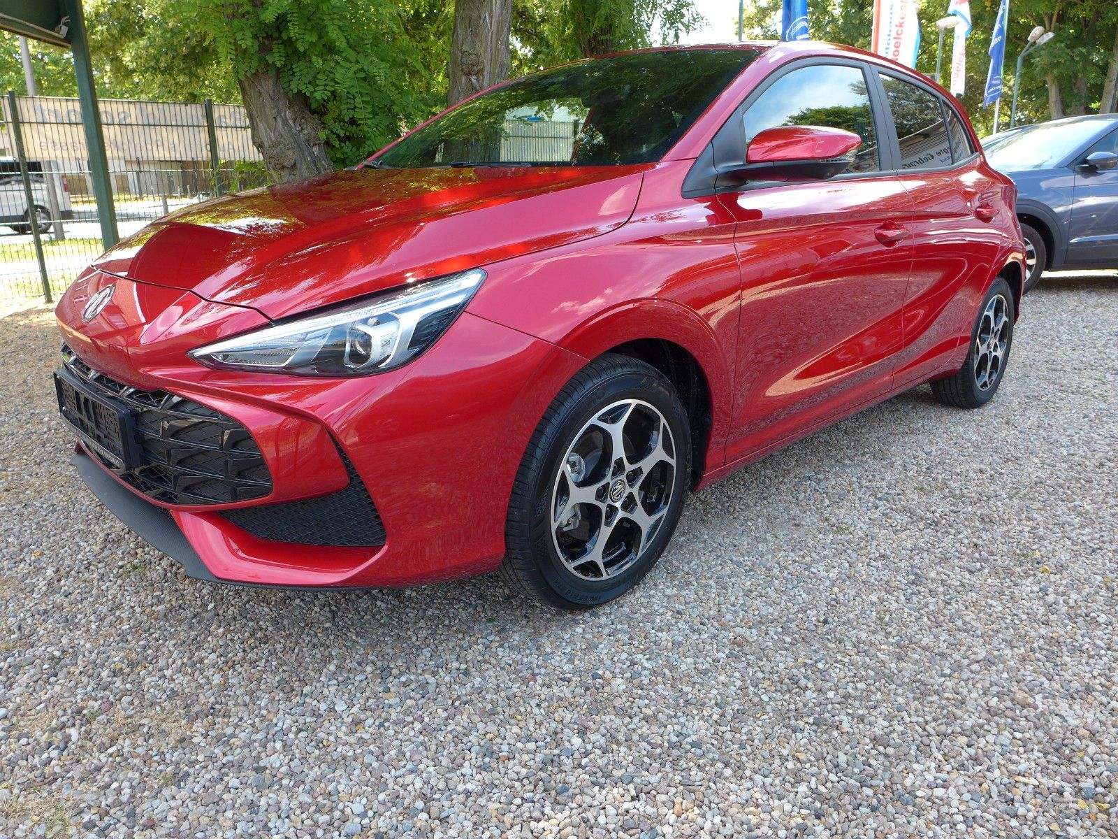 MG3 1.5 Hybrid+ Luxury NAVI/LED