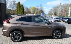 MITSUBISHI Eclipse Cross Plus 2.4 Select Hybrid 4WD Navi 1H MITSUBISHI Eclipse Cross Plus 2.4 Select Hybrid 4WD Navi 1H