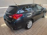 Toyota Auris Touring Sports 1,33-l-Dual-V Edition - Toyota Auris Touring Sports aus 2015