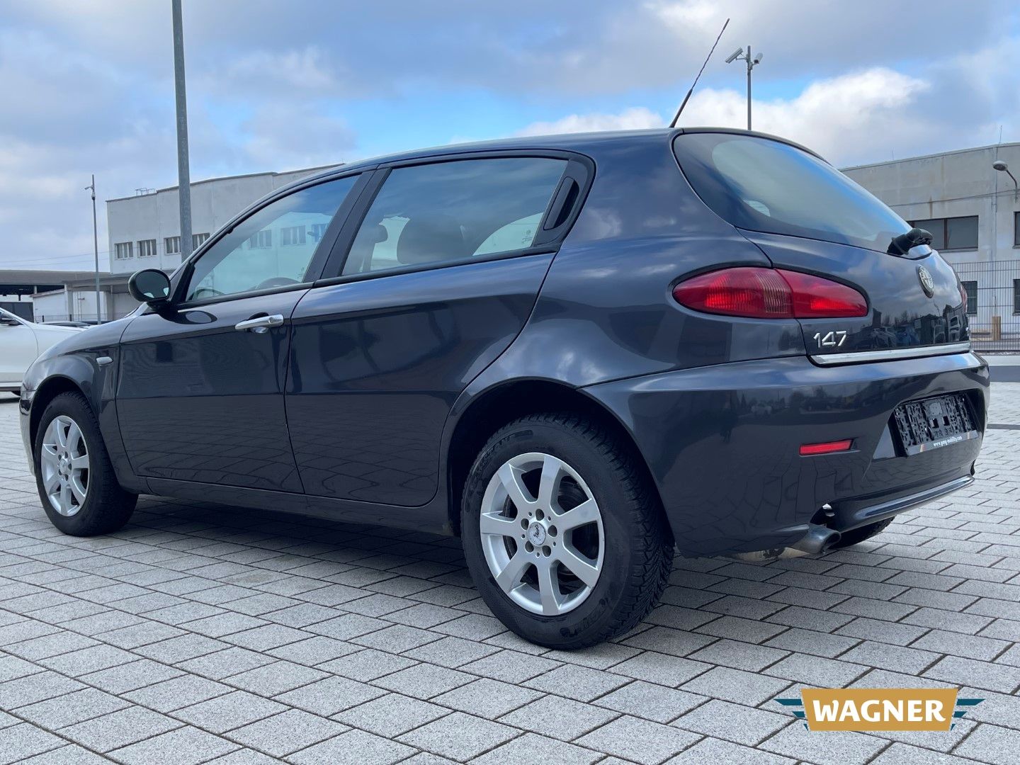 Fahrzeugabbildung Alfa Romeo 147 1.6 TS 16V Distinctive Klimaautomatik