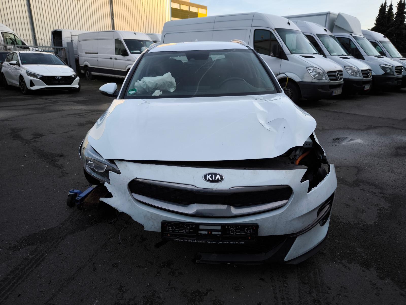 Kia XCeed Vision Plug-in Hybrid