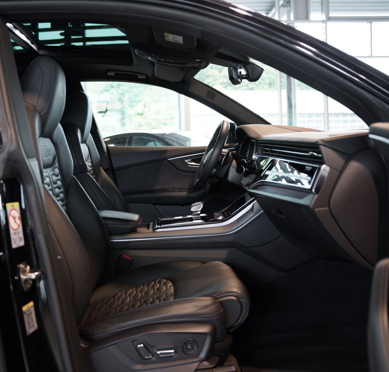 Audi Rsq8