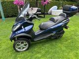 Piaggio MP3 300 IE LT Business ABS - Piaggio Motorräder in Berlin