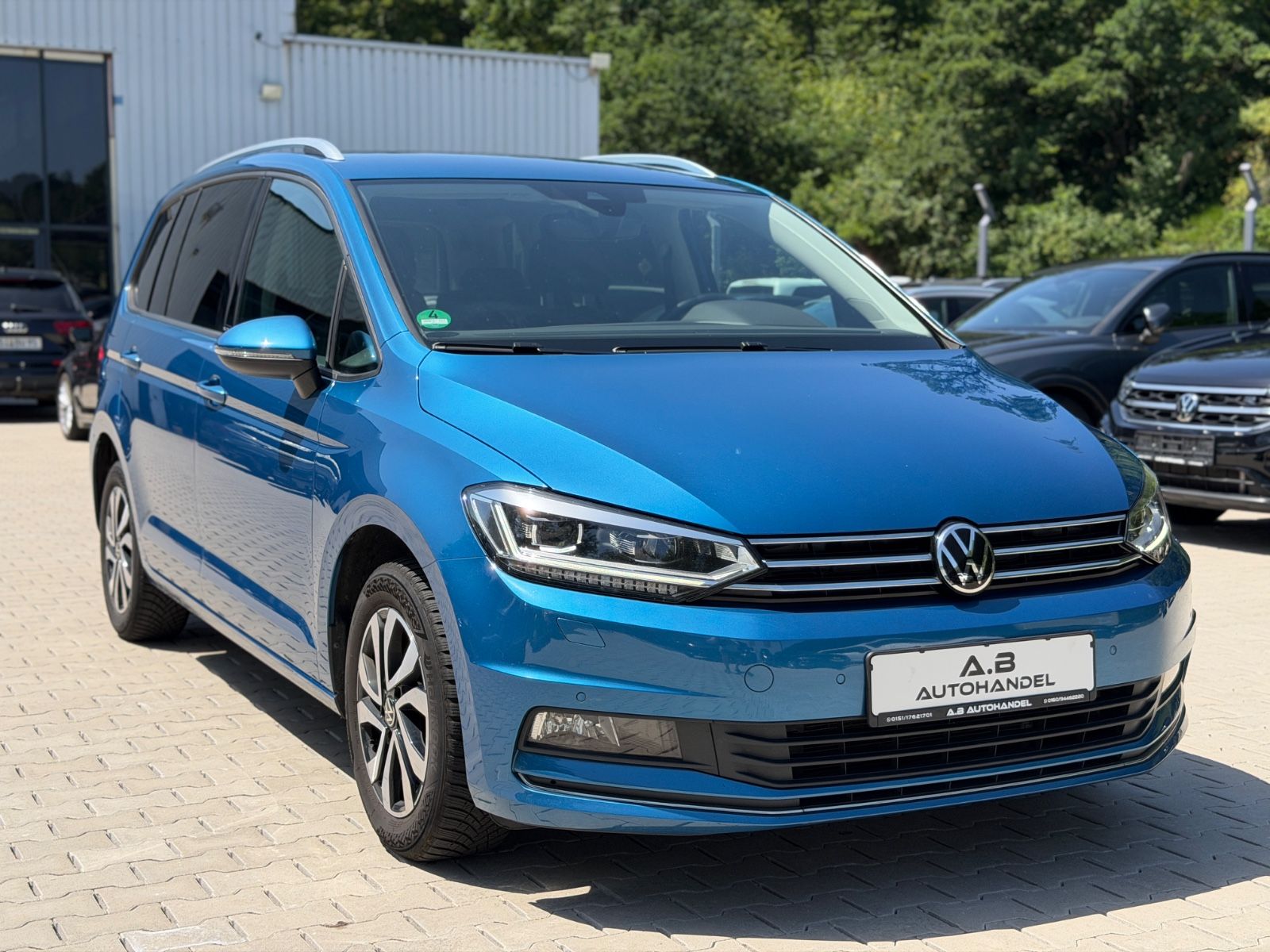 Volkswagen Touran Active 2,0TDI/ACC/NAVI/LED/7.Sitzer! imagem 3