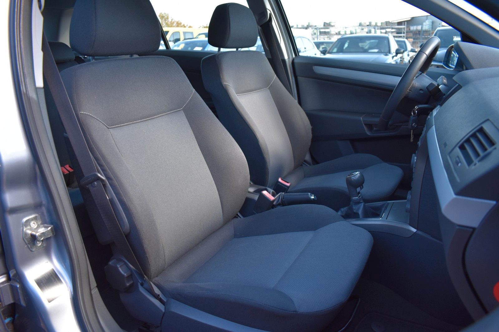 Fahrzeugabbildung Opel Astra H Caravan Edition TEMPOMAT/KLIMA/PDC