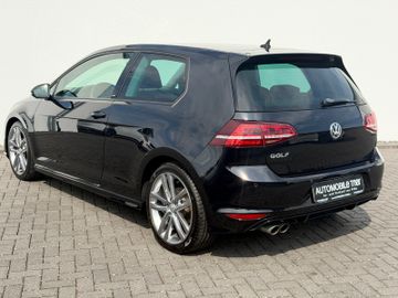 Volkswagen Golf - 7