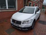 Suzuki SX4 - Suzuki SX4 mit Panoramadach