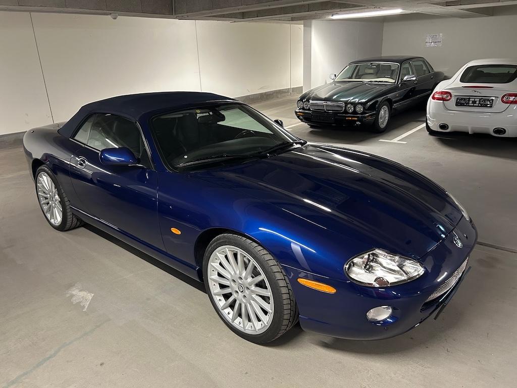 Jaguar XK8