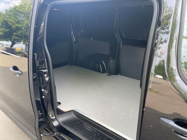 Fahrzeugabbildung Citroën Jumpy Kasten 2.0 BlueHDi 145 Club M-L2H1 Navi, T